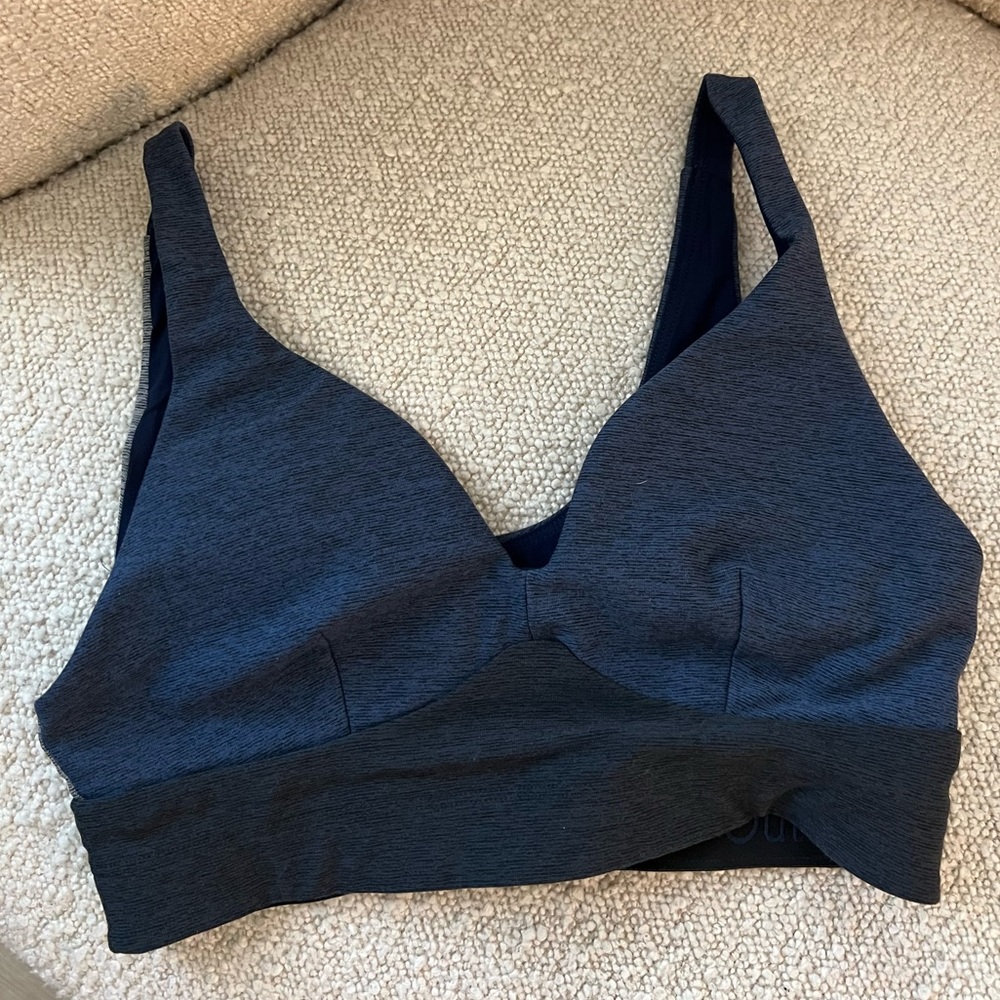 Outdoor Voices Women’s Plunge Sports Bra in Navy/Black, Size Xs, NWOT